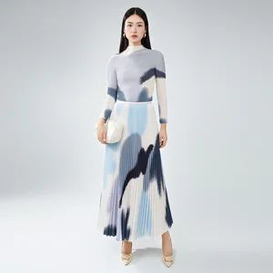 High Quality Women's Fashionable Printed Pleated Long-Sleeved Top and Full Skirt Two-Piece Set