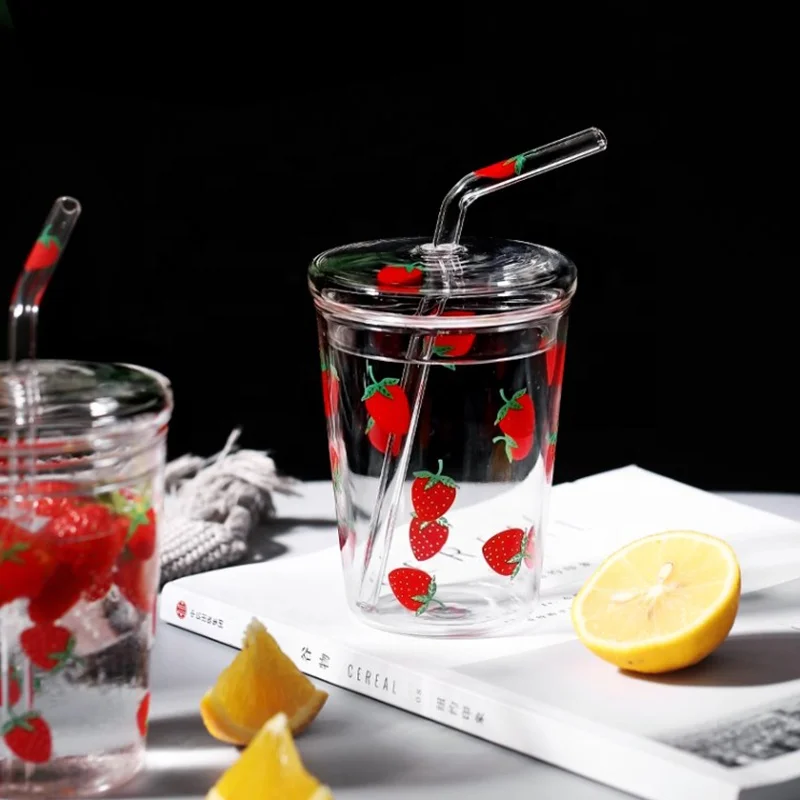 Устойчивая к высоким температурам стеклянная соломенная чашка с клубничным