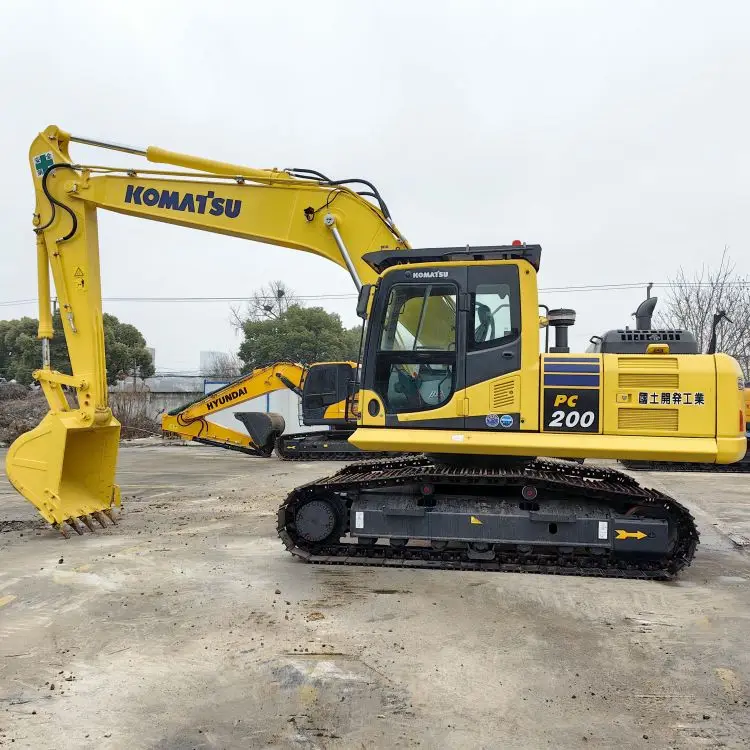 107KW Used Wheel Excavator 20ton Komatsu PC200-8 Excavator Good Condition