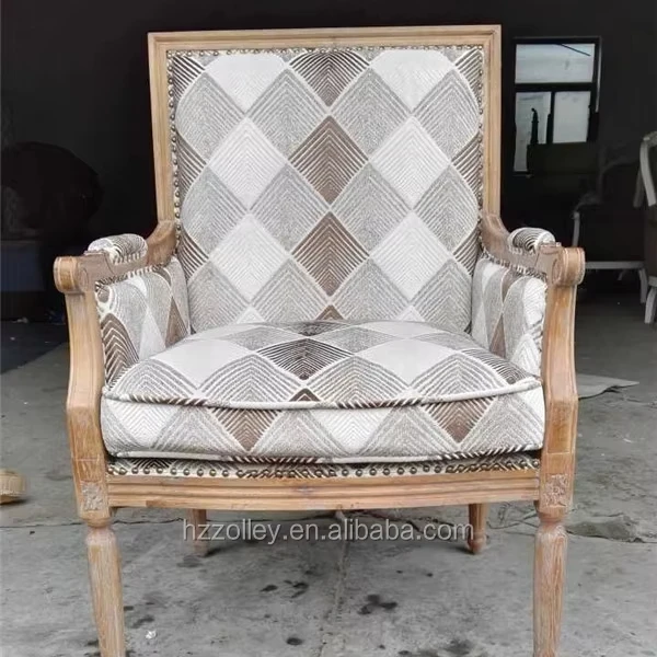 French Style Solid Wood Frame Armrest Dining Chair