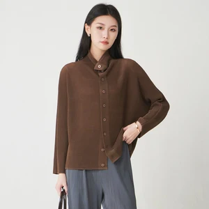 2025 Latest Design Women's Elegant Tops Design Sense Autumn Casual Cardigan Jacket Pleated Shirt Factory