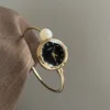 Oro y negro