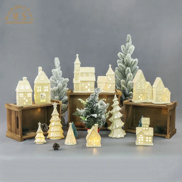 2022 new design Christmas Decoration Ceramic LED Light House with Battery Operated Warm Decorative Village Home Party