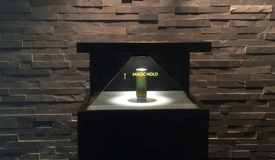32 Inch 3D Hologram Display for 3D Indoor Advertising,Holographic Display Glass for Pyramid