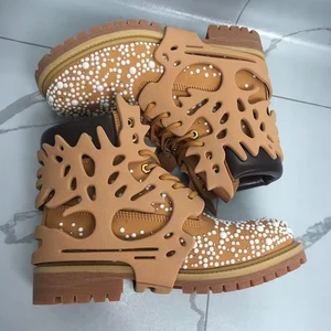 Wholesale Famous Brand Shoes Men Boots Fashion Design Walking Ankle Leather Boots Men Nubuck Leather Leather Boots for Men