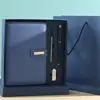 Azul oscuro