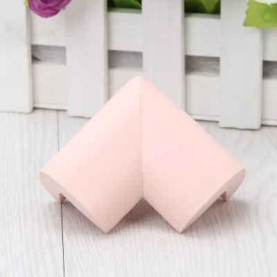 
Детские цветные защитные накладки на углы стола 