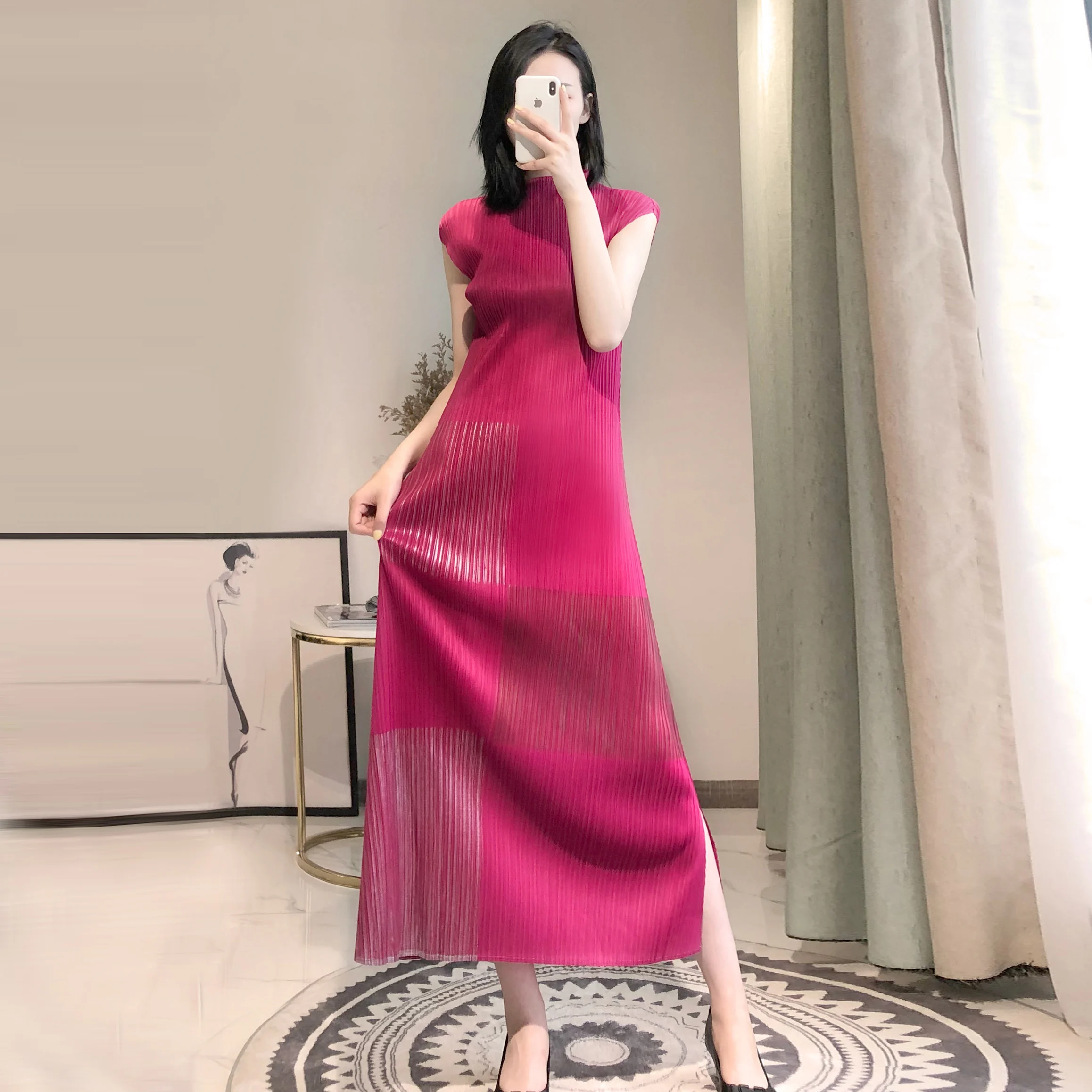 Mujer Señora Coreana Issey Rojo Verano Sin Mangas Estampado Largo Vestido  Plisado - Buy Plisado Vestido Sin Mangas Con Estampado Falda Vestidos De  Señora De Las Mujeres Falda Vestido De Las Mujeres