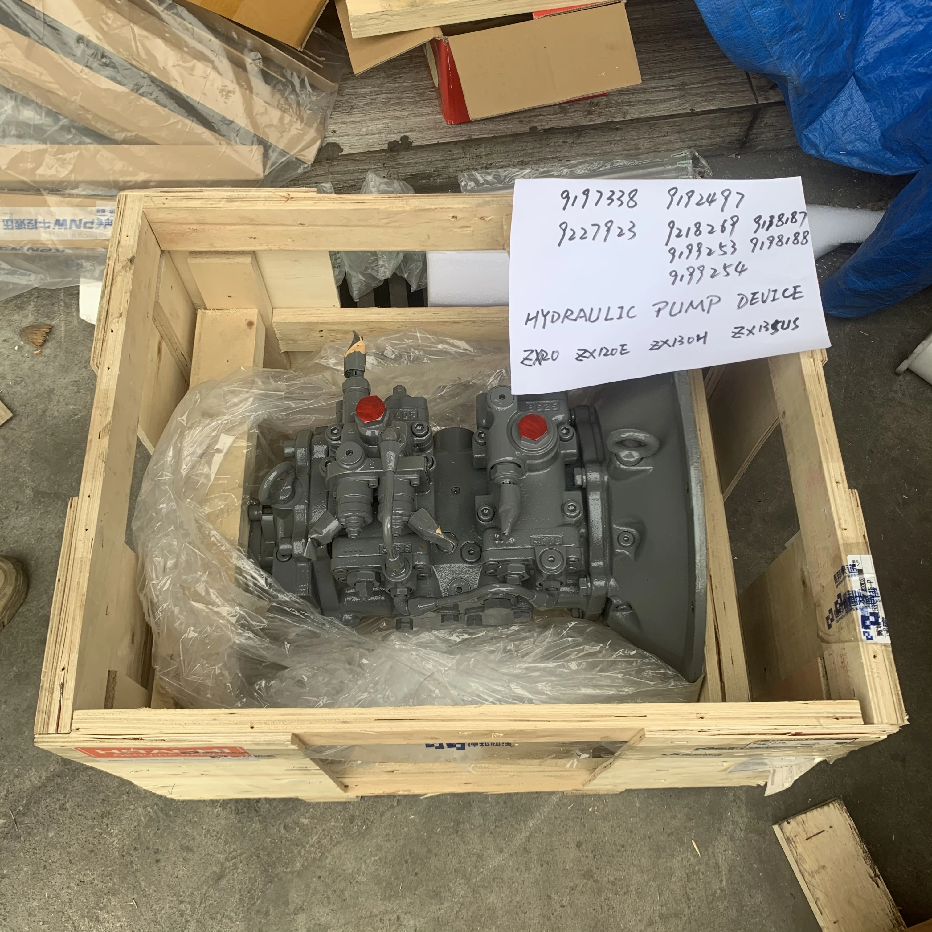 ZX130 Main Pump HPK055AT-18A Hydraulic Pump Assy 9192497 9197338