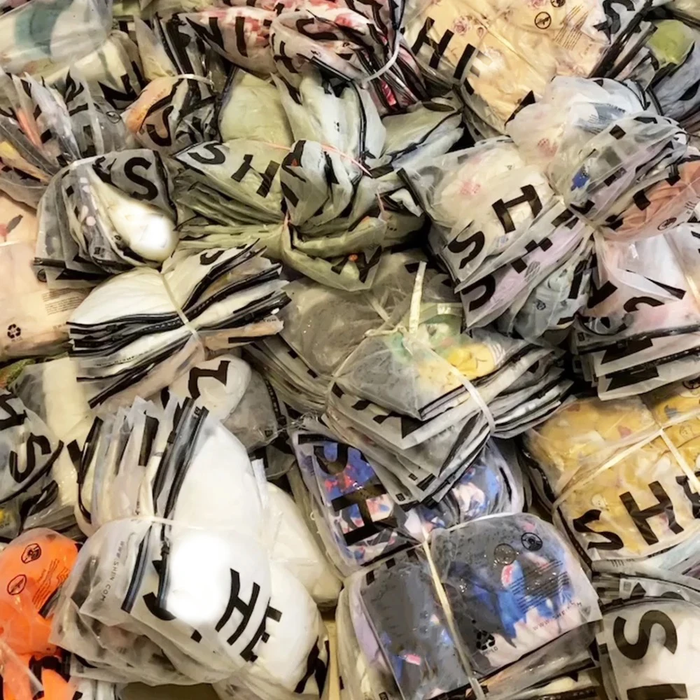 Бренд женской одежды оптовая продажа уличные киоски инвентарь для женщин б/у