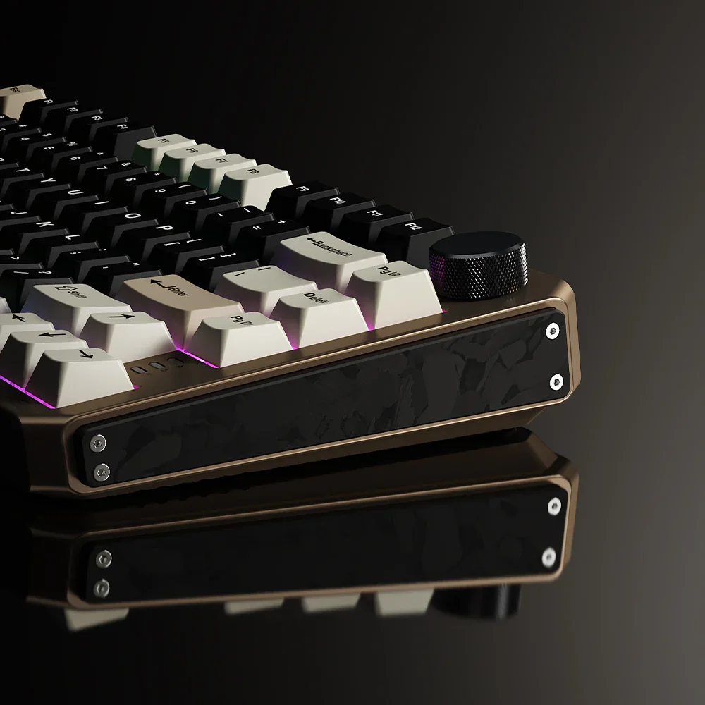 Wooting Keycaps 黒/金 USBケーブル付き Wooting Detachable USB-C Coiled/Straight Cable Set - Lekker