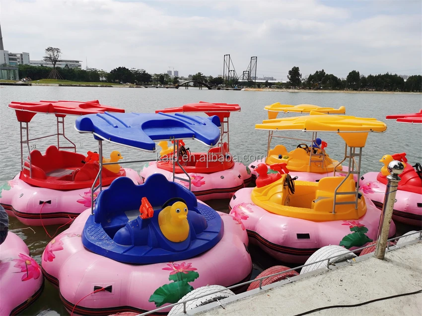 Modern Water Entertainment Floating Bumper Boat Water Sports Jet Car ...
