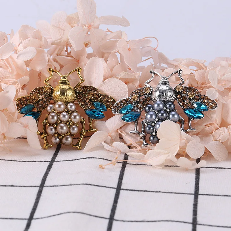 Spille Ape Con Perle Per Donna - Set 4 Pezzi Decorativo Per Abiti E Accessori