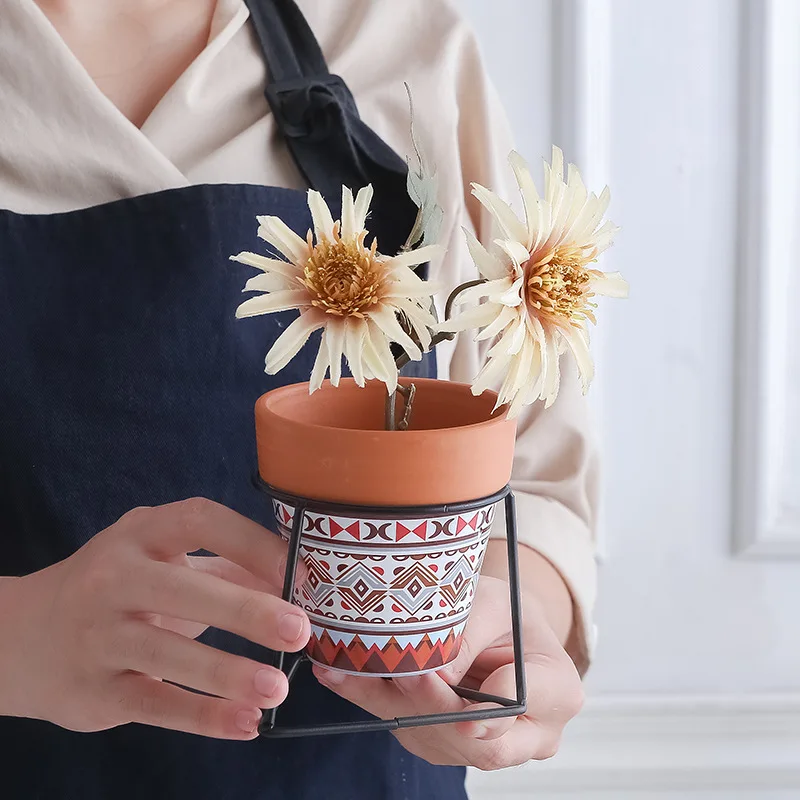 Wholesale Different Sizes Round Small Clay Terracotta Plant Flower Pots  Planter