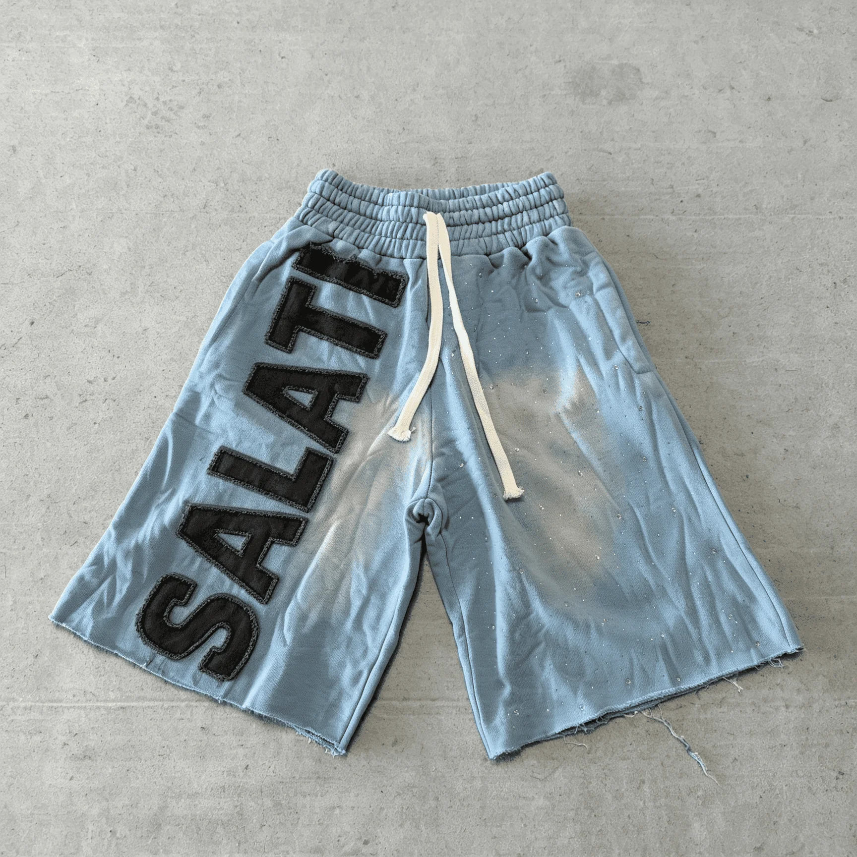 Custom Logo Heavyweight French Terry Patch Letter Sweat Shorts Raw Edge Splash Ink Loose Drawstring Streetwear Shorts for Men gallery 7