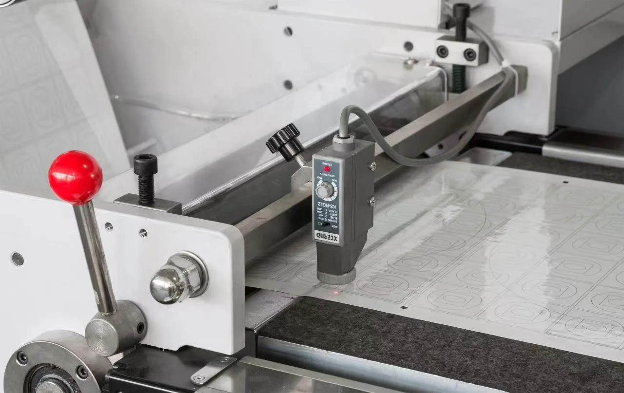 Automatic Paper Label Die Cutting and Slitting Machine Sticker Film Rotary Label Die Cutting Machine Roll to Roll