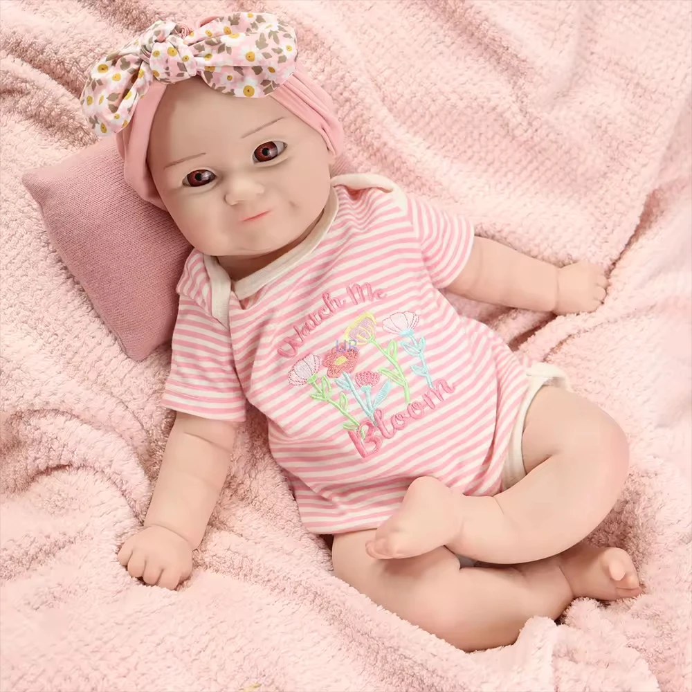 Realistic 50cm Soft Silicone Reborn Baby Doll With 3D-painting