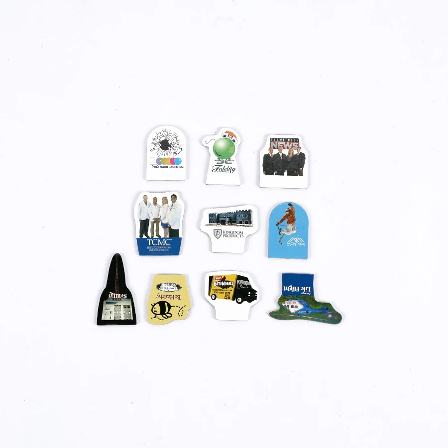 Custom Factory Direct Low Price Board Game Advanced Technology Paper Pieces Fun Group Game Monopoli details