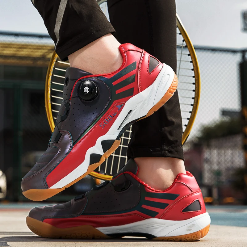 High Quality Unisex Ball Shoes Professional Training Sneakers Fashion Badminton Shoes Rotation Adjustable Men Women Golf Shoes