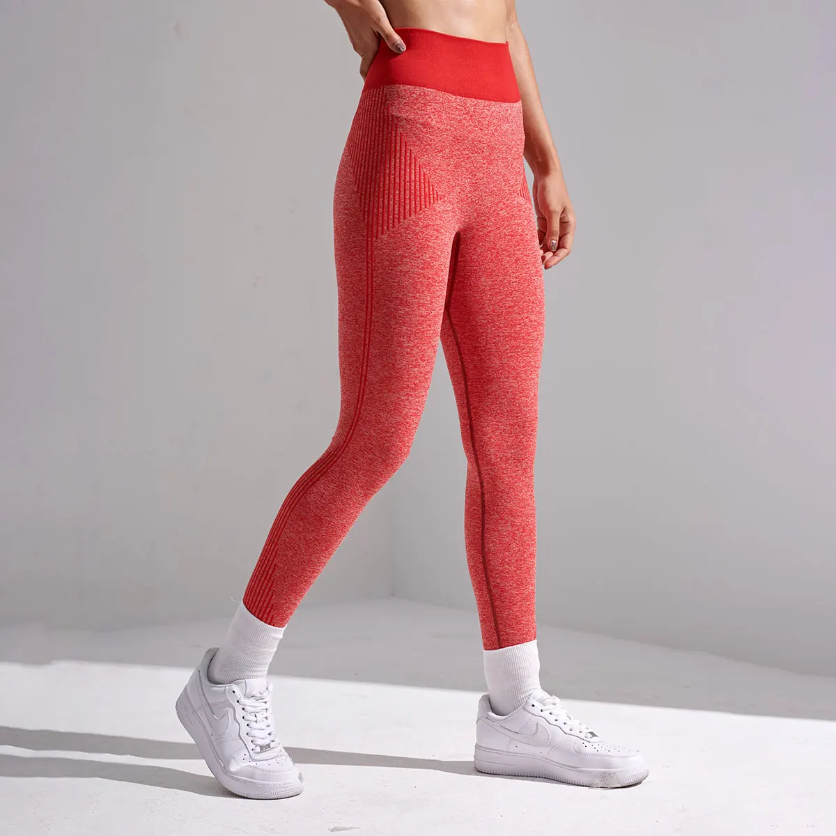 High Quality Seamless High Elastic Hip Lift Fitness Yoga Pants In Bulk