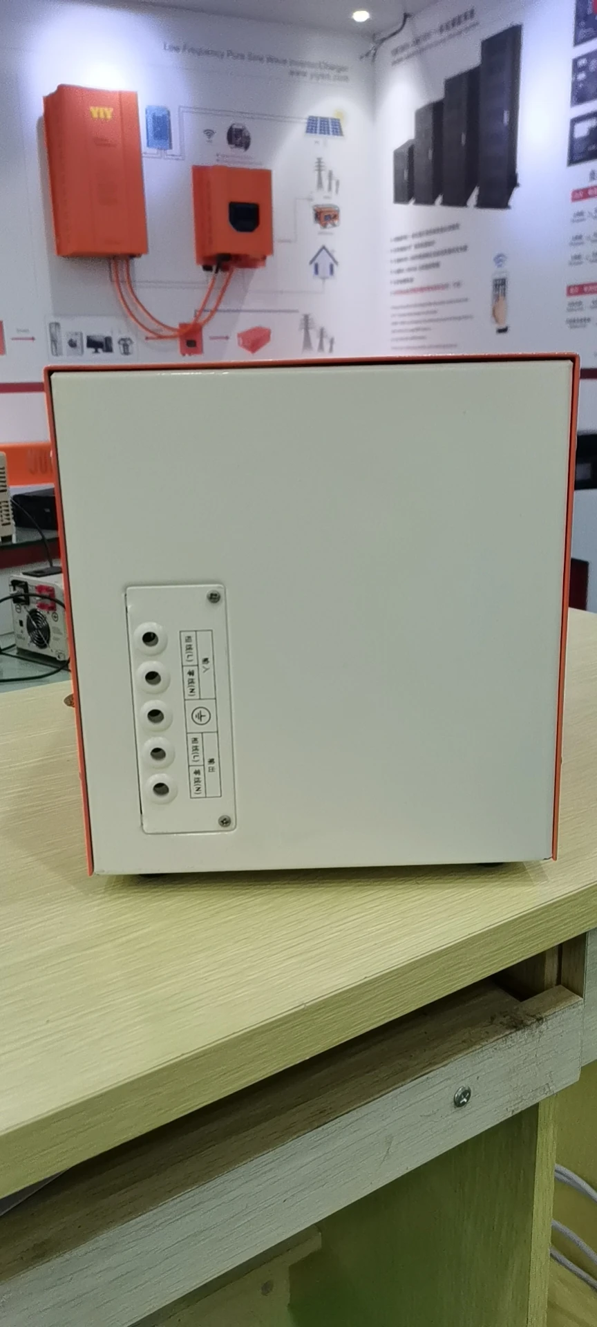 
 AC 220v 110v 1kVA 2KVA 3KVA 5KVA 8KVA 10KVA 12KVA 15KVA автоматический электронный Тип перегрузки напряжения тока Регулятор стабилизатор  