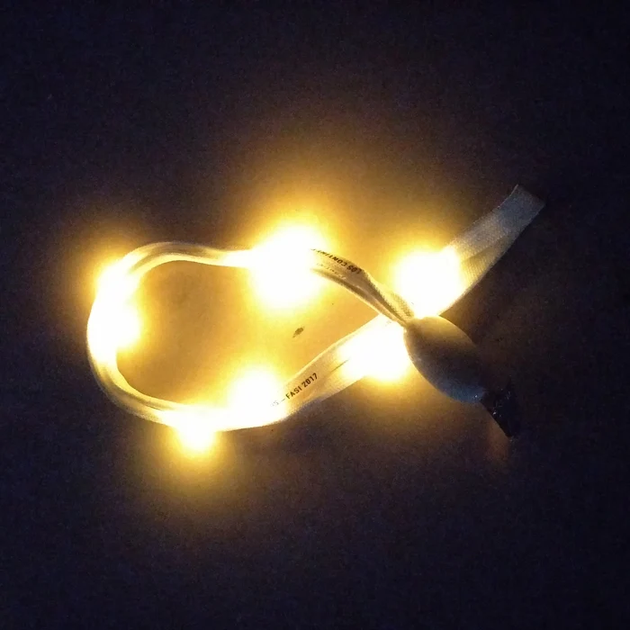 Свистки светящийся защитный трубчатый держатель для карт со светодиодным шнурком