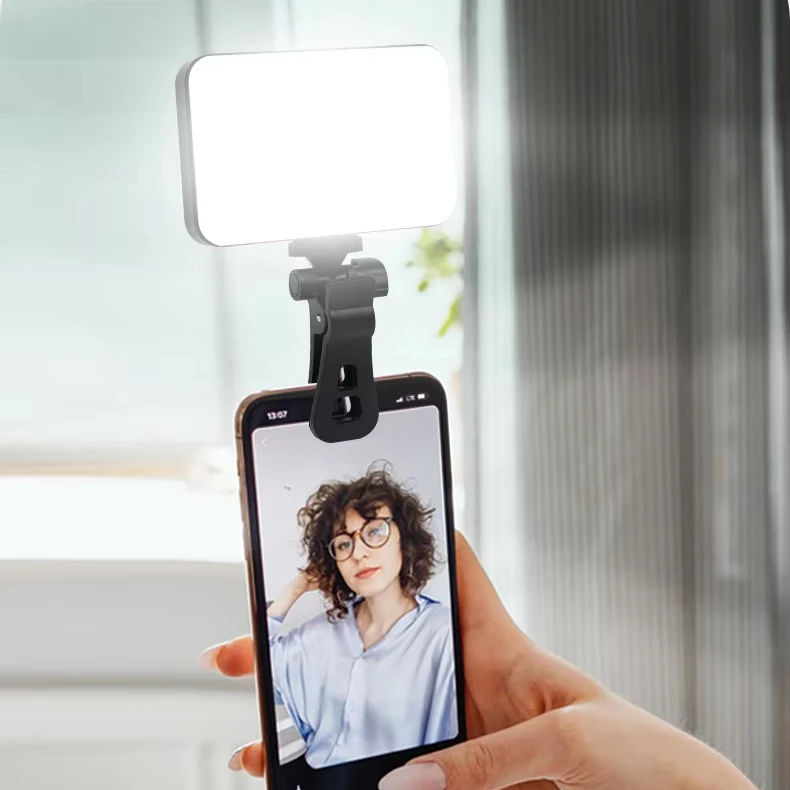 Good GZ666 Rechargeable Mini Selfie Light Portable Adjustable