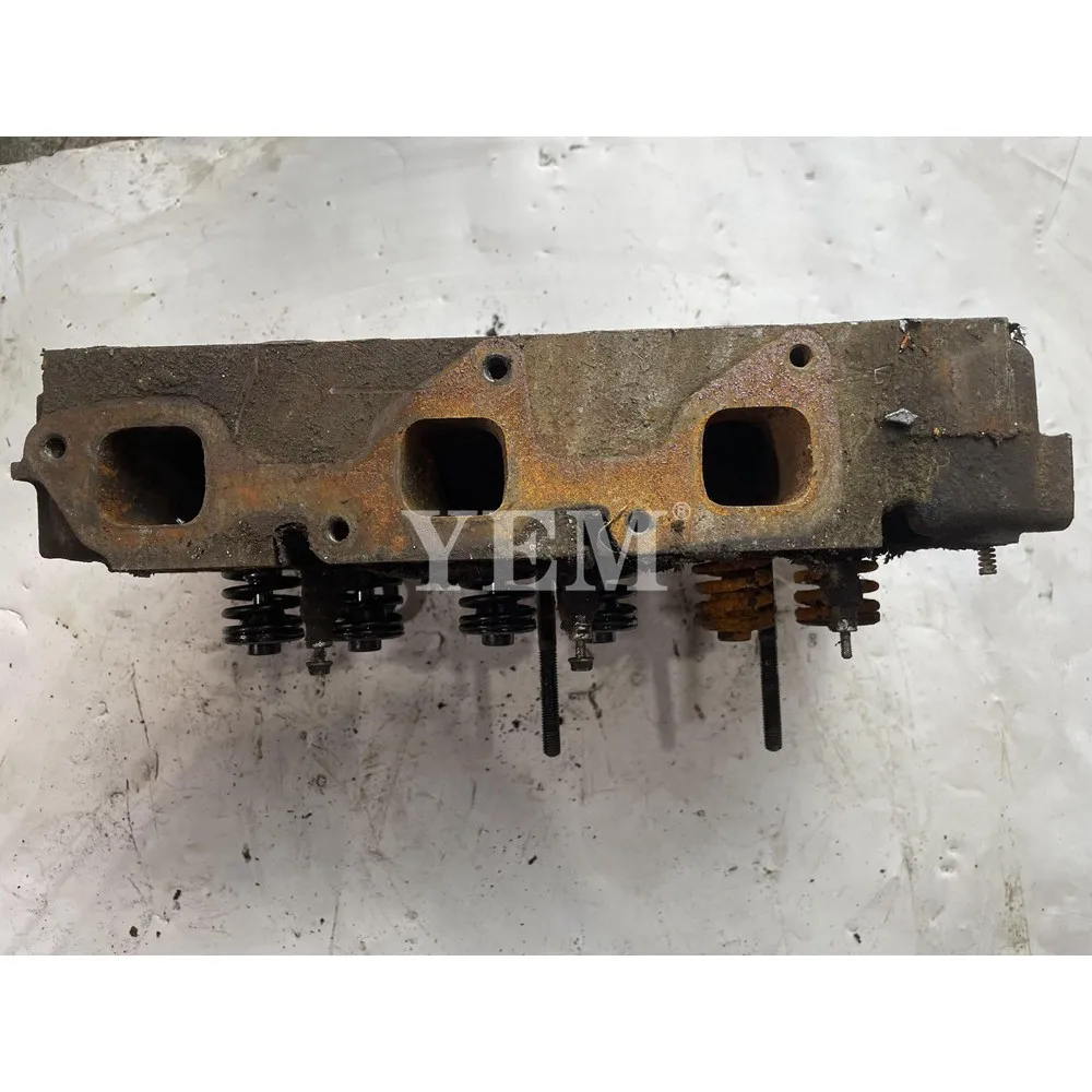 Excavator D1403 1G971-03042 Used Cylinder Head Assembly for Kubota Cylinder Head Assembly Diesel Engine Parts