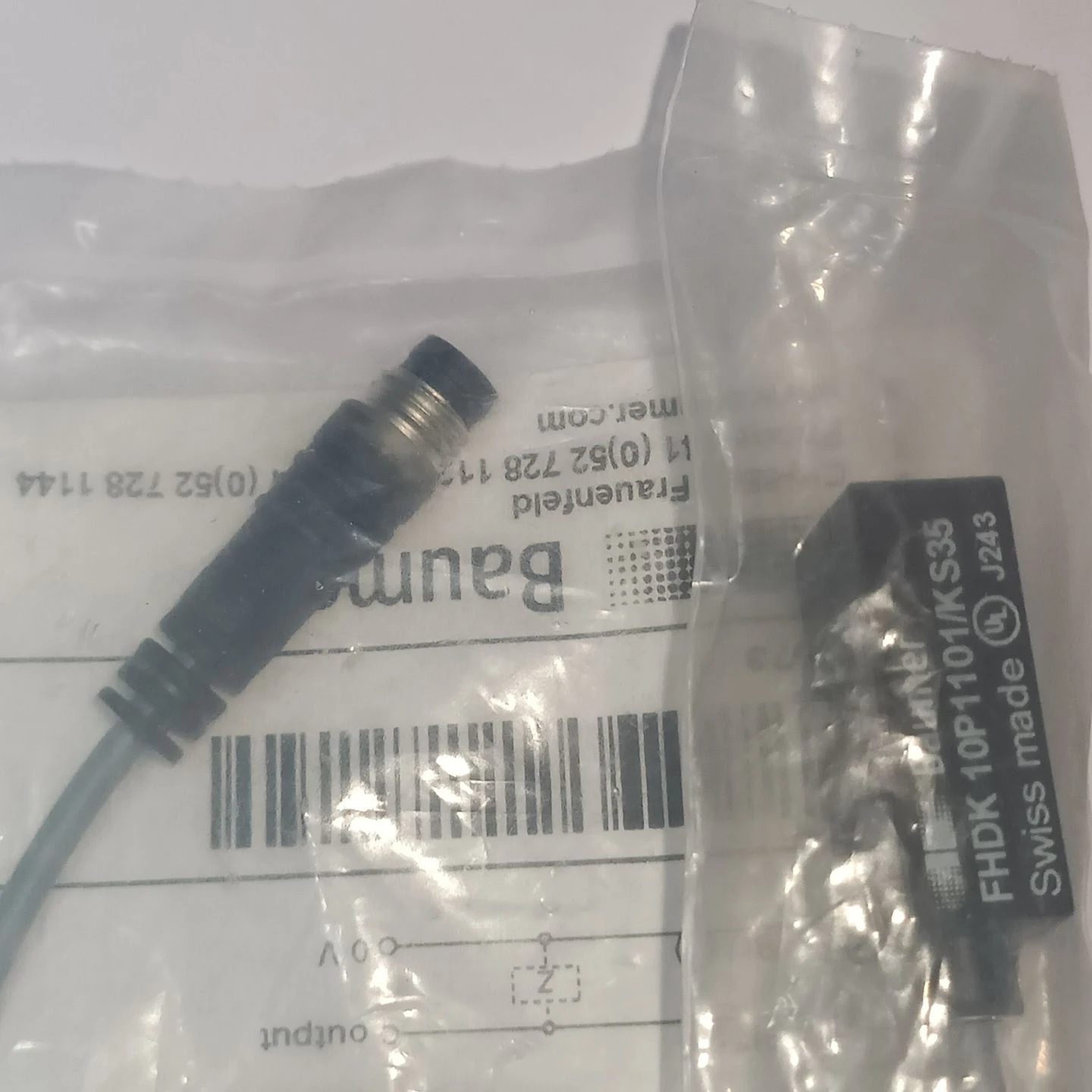 Original Electronic Components FHDK 10P1101/KS35 Baumer Optoelectronic Lead Wire Connector M8, 3 Pin, Sold in Stock, Switzerland