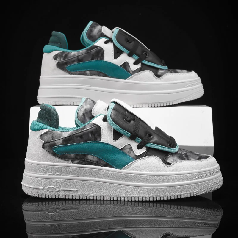 Low MOQ Custom with Brand Logo Men Fashion Casual Sneakers Height Increasing Blank Leather Sports Running Shoes for Man