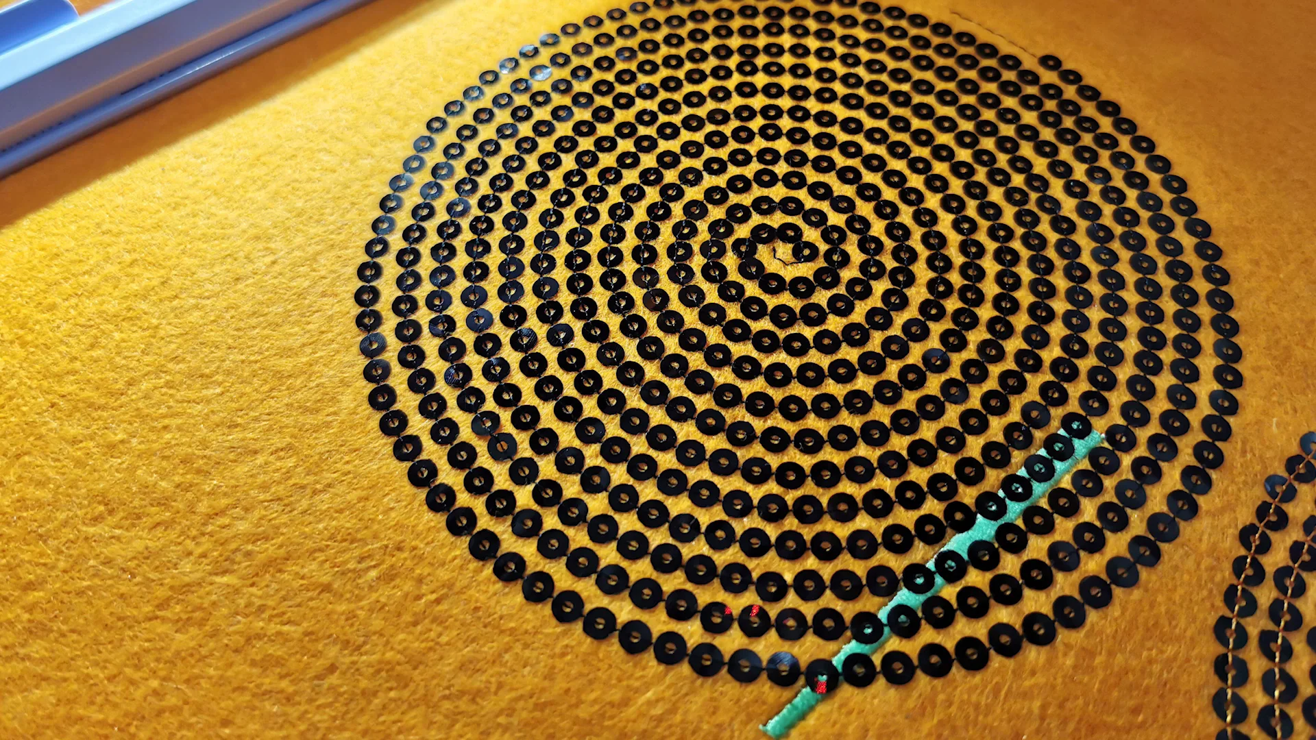 Fortever Computer Embroidery Machine Embroider Long Designs For Fabric ...