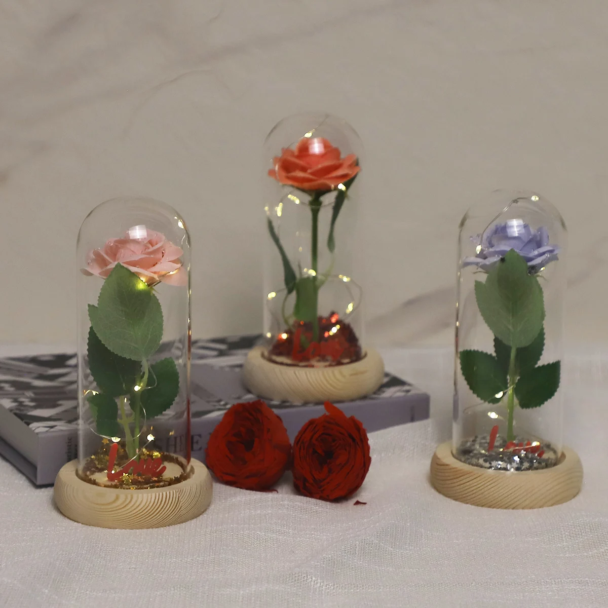 Wholesale Led String Lights Cloche Glass Rose Flower Dome with Base Rose Flower with Led Lights in Glass Dome