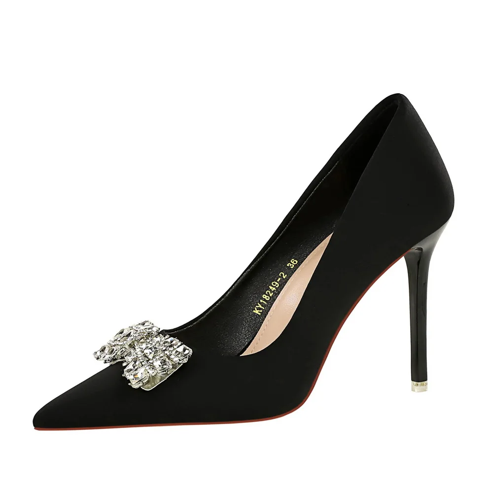 Wholesale Fashion Closed Toe Stiletto Thin High Heel Elegant Style Dress Women's Shoes Ladies Pumps Heeled Sandals for Women