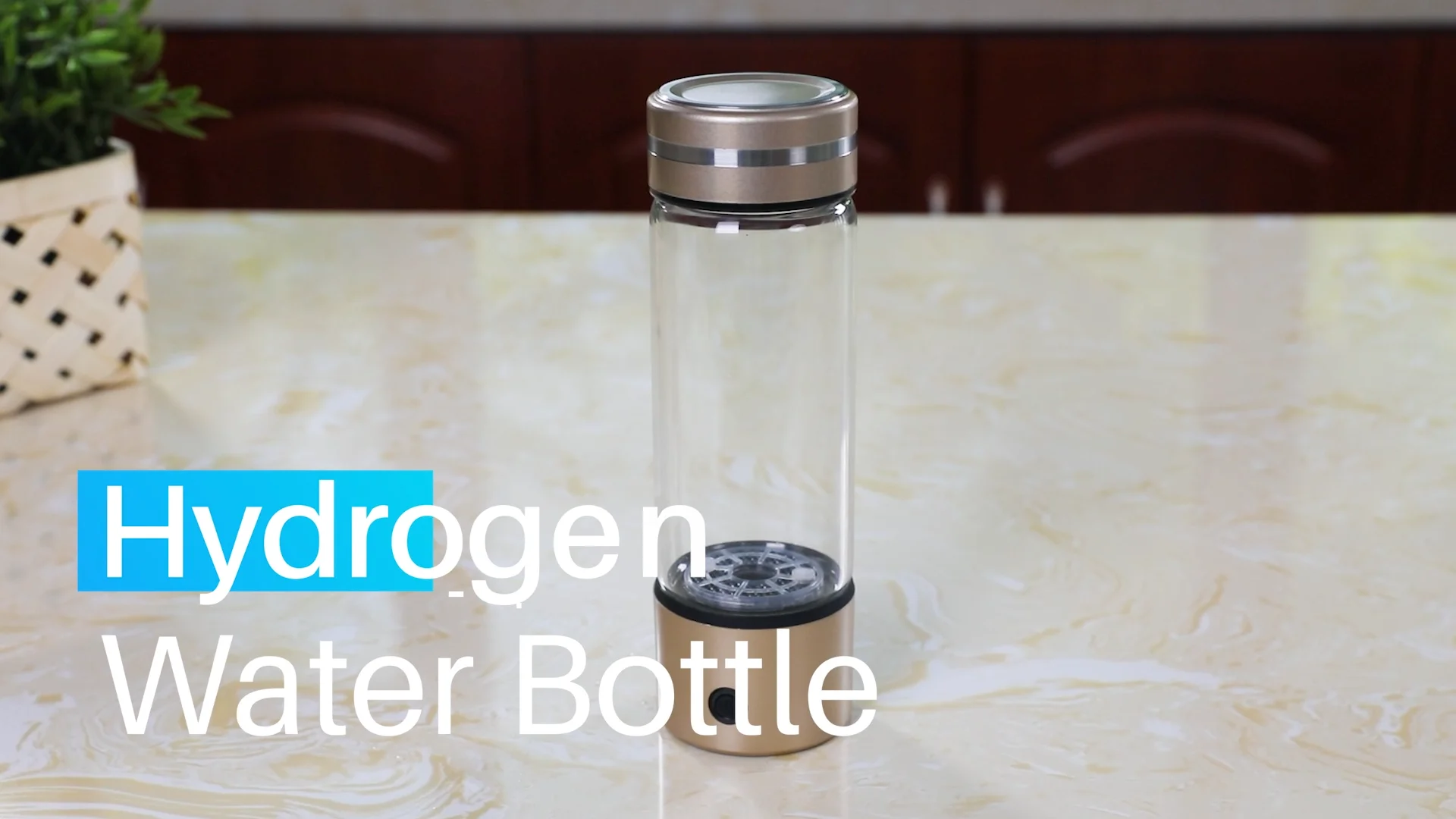 Bouteille d'eau riche en hydrogène - CIKONIELF - électrolyse rapide