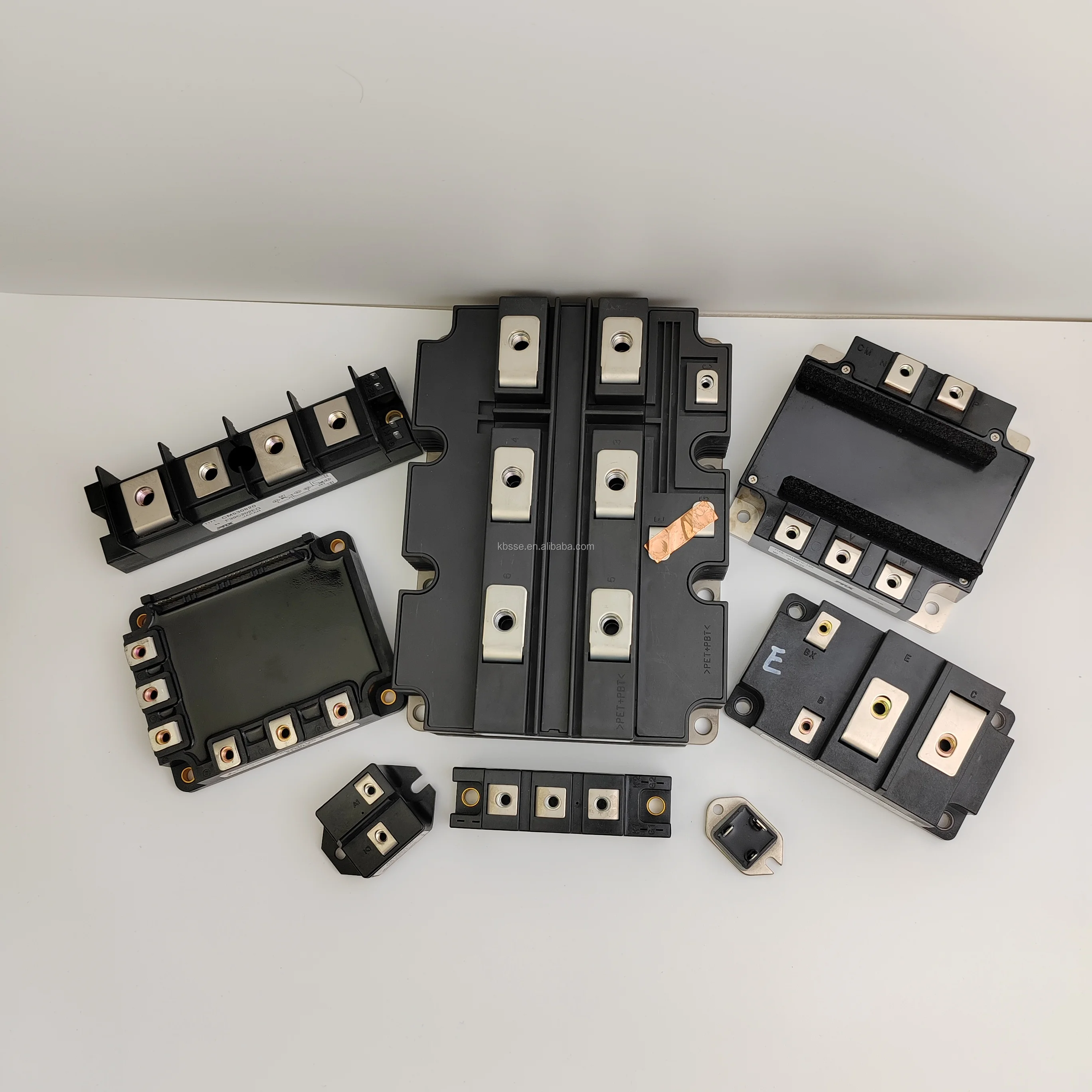 Módulo IGBT, CM200DY-24T #300G, N-Canal, 200, 1.200 V