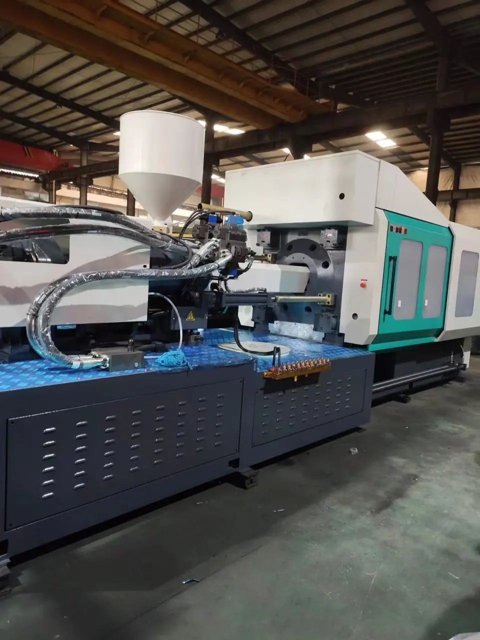 Student Writing Desk and Chair Set Making Machine Writing Desk Injection Molding Machine