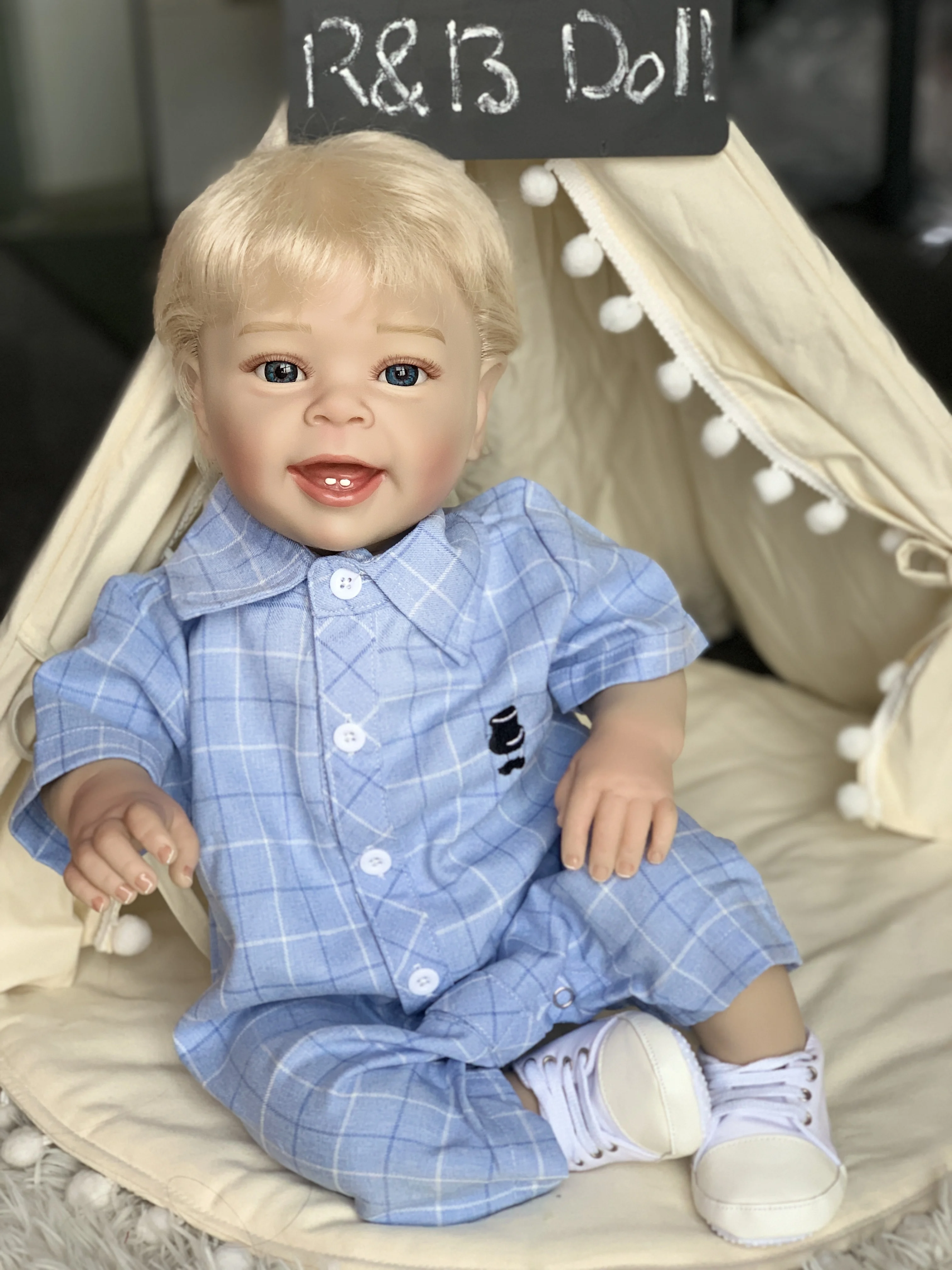 R \u0026 B批发英寸配件Shemale闭眼白金移动大实心Ivita无毛硅胶重生婴儿娃娃, image size:3024x4032