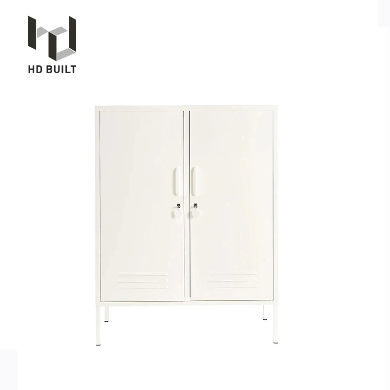 Металлический шкафчик