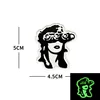 Spyglass woman-white edge