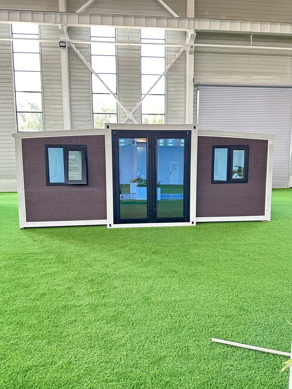 批发3卧室豪华40英尺20英尺可移动可折叠可扩展预制集装箱房出售