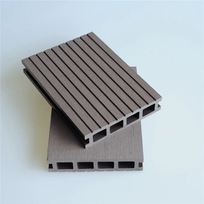 Anti-Slip Anti-Fade Extruded Wood Plastic Decking Outdoor WPC Composite Board