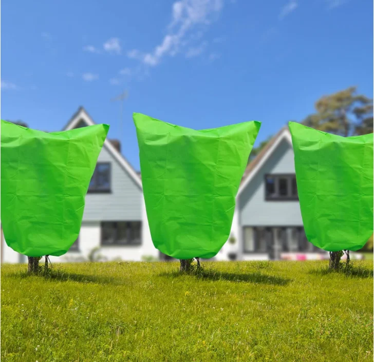 Reusable Freeze Protection Plant Protector Bag Drawstring Design with Plant Fiber for Plants Trees Shrubs