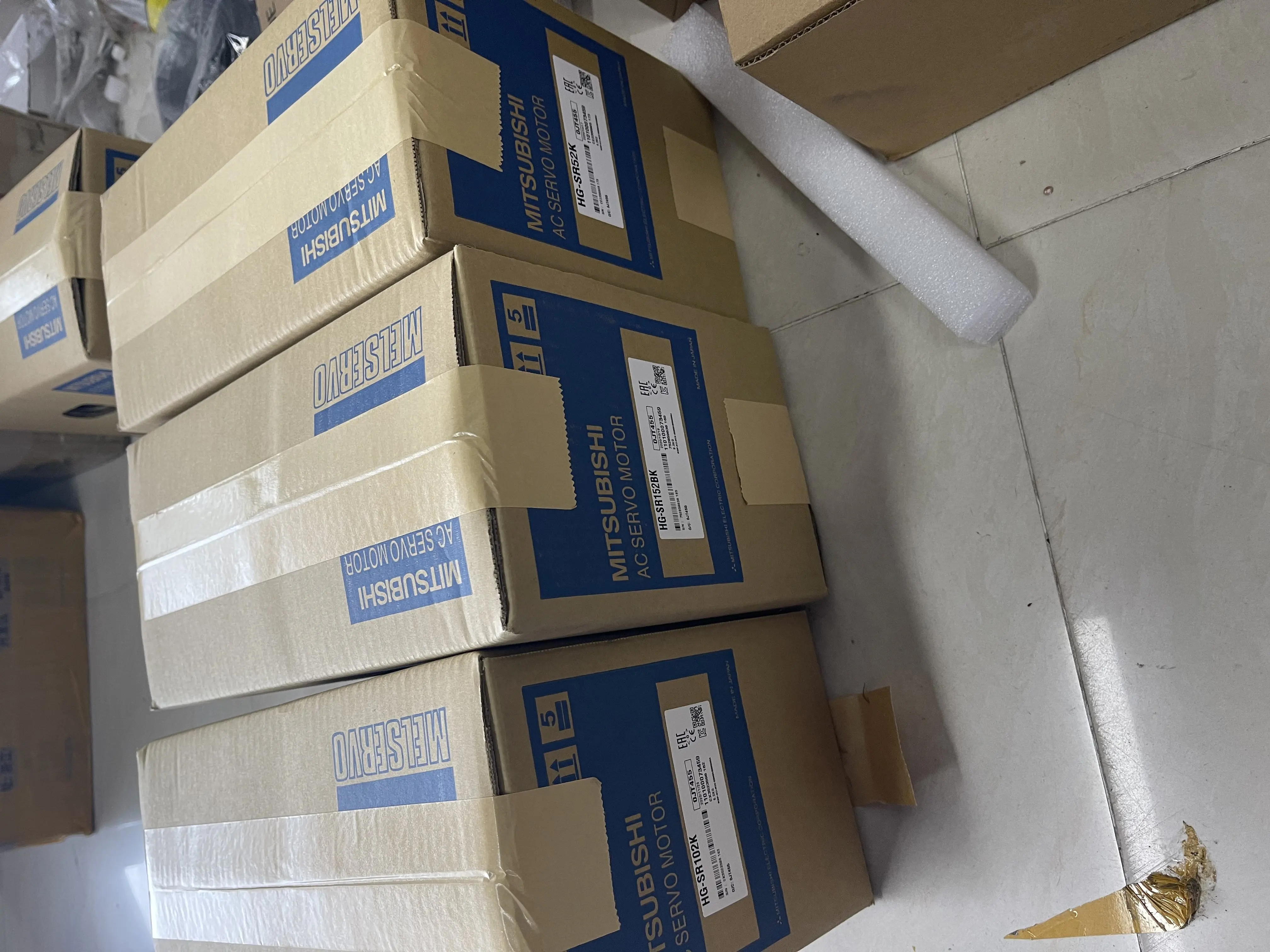 Mitsubishi AC Servo Motor HG-SR102K HG-SR152BK HG-SR52K Mitsubishi AC Servo Motor HG-SR102K HG-SR152BK HG-SR52K