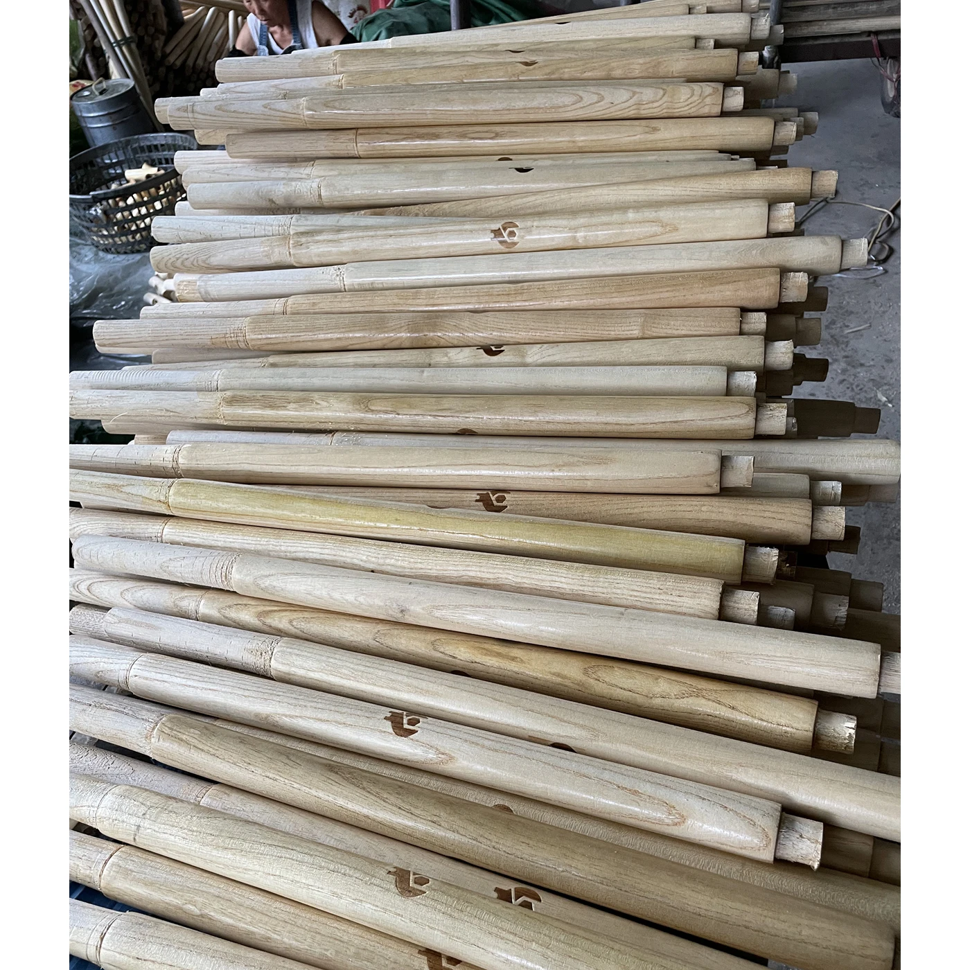 Factory Direct Garden Tool Set - Wooden Handle Pickaxe, Rake & Hoe for ...
