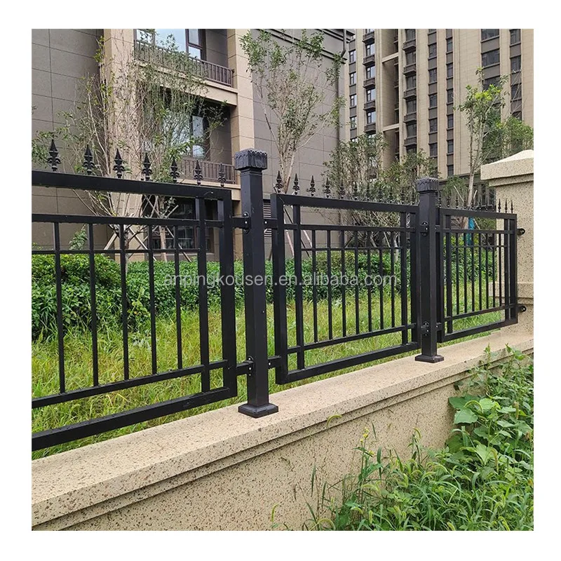 Removable Wrought Iron Fence Powder Coated 6ft X 8ft Flat Top Corten