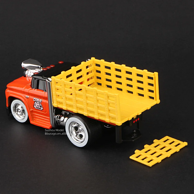 Maisto 1:64 Muscle Machines Work Rigs 1980 Mack Tow Truck 1953 B-61 Tanker C60 Grain Truck Pickup Dicast Model Cars Toys