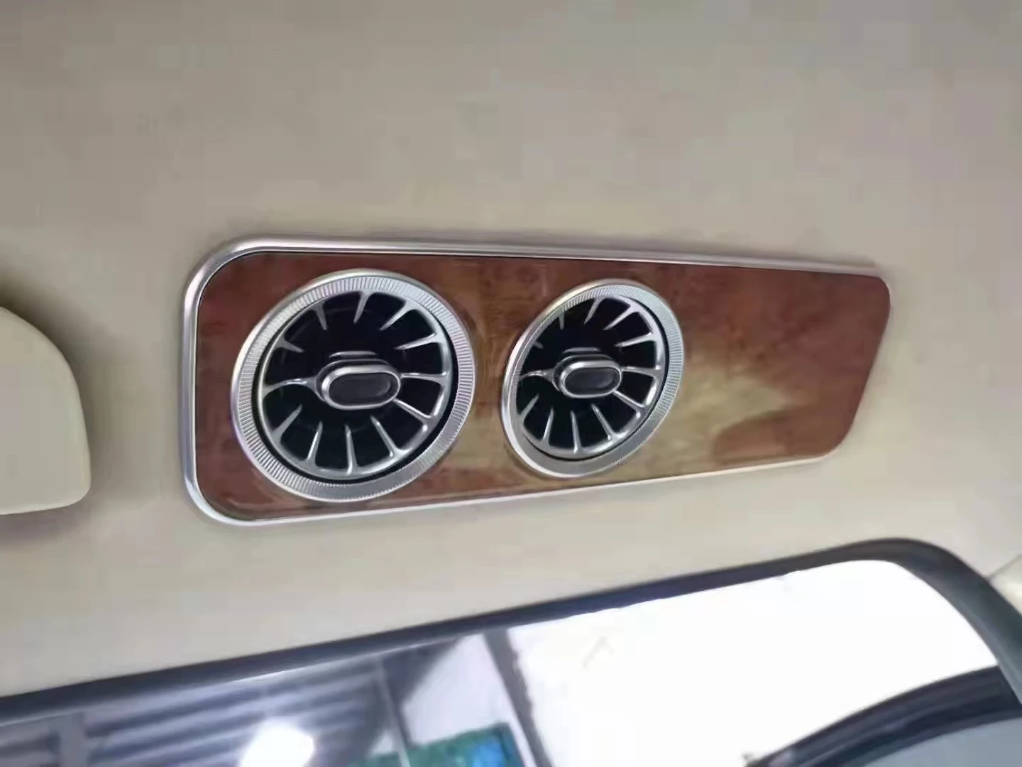 LED Atmosphere Lights Air Vents for Mercedes benz V260 v Class W447  Luxury Interior vans