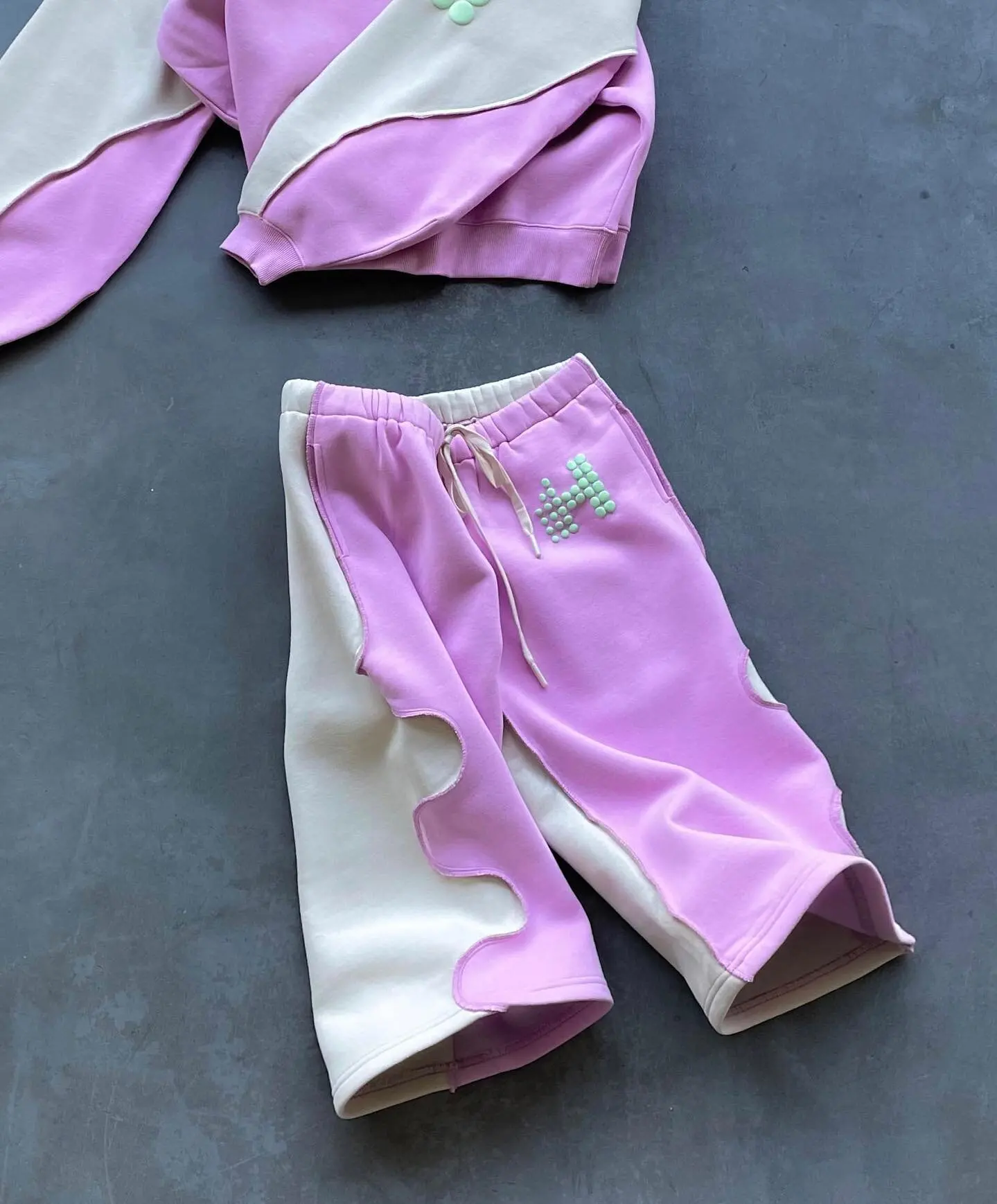 Custom High Quality Breathable Spring Sweat Suits Streetwear Tracksuit Sets Patchwork 3D Puff Printing Hoodies Shorts Set Men gallery 2