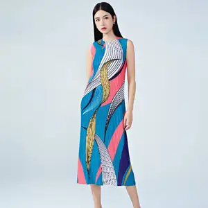 Women's Summer Sleeveless Midi Dress Casual Straight Elegant Style With High Quality Miyake Pleated Dress Crew Neck Dress