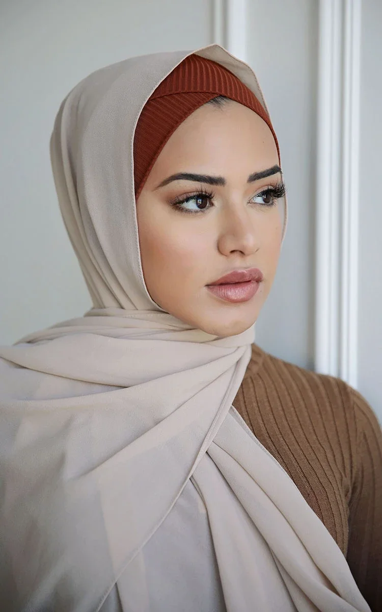 Lembut Ribbed Jersey Cross Underscarf 